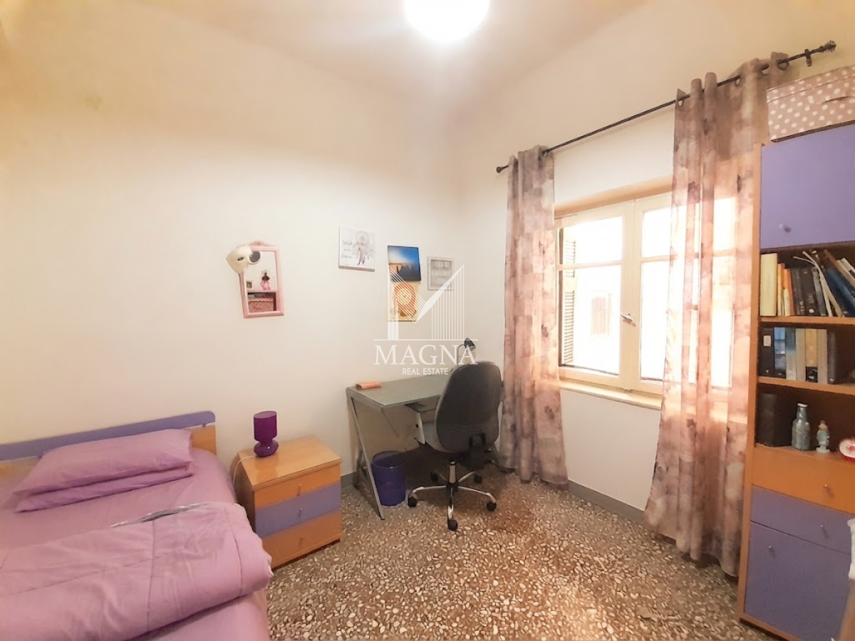 Apartment 86 sq.m for sale